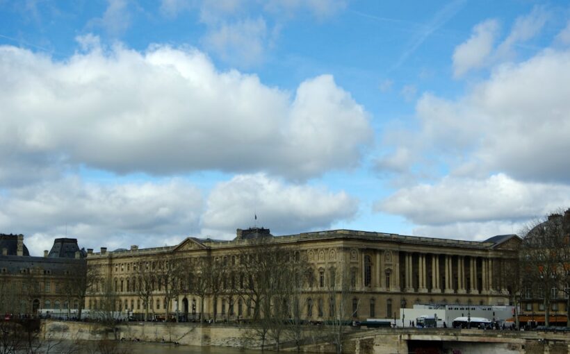 Façade de l'Assemblée nationale à Paris, illustrant le débat budgétaire 2027